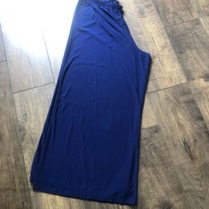 Woman’s Wide Leg Pants